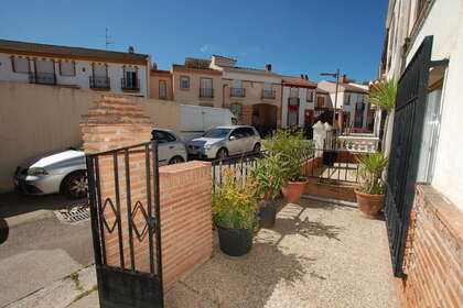 Casa Cluster venda em Pinos Puente, Granada. 