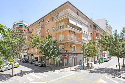 Квартира Продажа в Alhamar, Granada. 